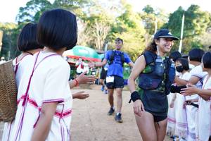 BIB: 310
                            <button type="button" onclick="openModal(18980072)" class="btn btn-primary btn-sm float-right btn-popup" data-toggle="modal" data-target=".modal-high-quality">
                        <i class="fas fa-shopping-cart"></i> Add to Cart
                    </button>
                                            <button type="button" onclick="isThisMe(18980072, true)" class="btn btn-success btn-sm float-right btn-popup btn-isme hidden" data-toggle="tooltip" data-placement="bottom" title="นี่คือรูปของคุณใช่ไหม คลิกที่นี่เพื่อเอาเข้าอัลบั้ม">
                        <i class="fas fa-plus"></i> Add to album
                    </button>
                    <button type="button" onclick="isThisMe(18980072, false)" class="btn btn-warning btn-sm float-right btn-popup btn-isnotme hidden">
                        <i class="fas fa-ban"></i> Remove from album
                    </button>